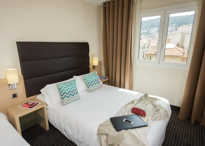 Pam Hotel