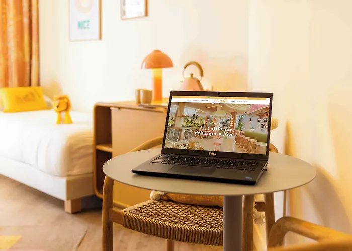 Pam Hotel Nicea