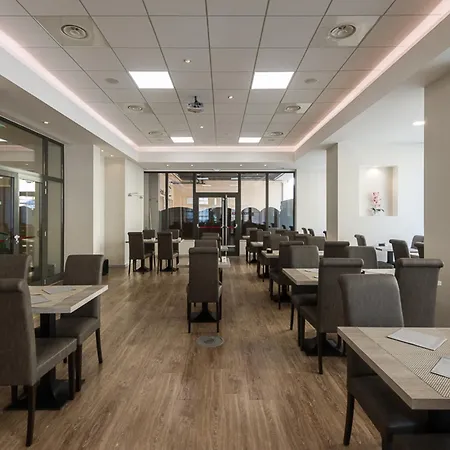 Pam Fully Renovated Ницца