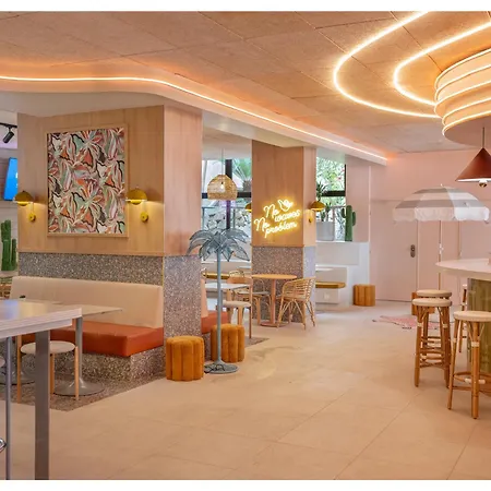 Pam Fully Renovated Отель 4*
